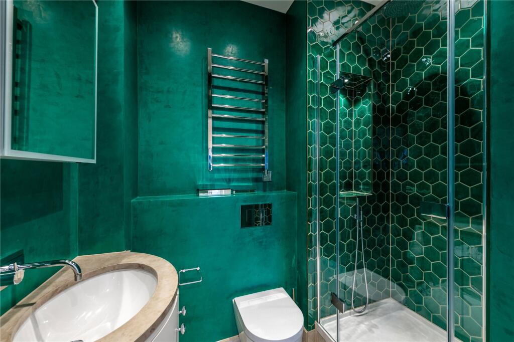 3 bedroom apartment for sale in Cumberland Terrace, Regent's Park, London, NW1